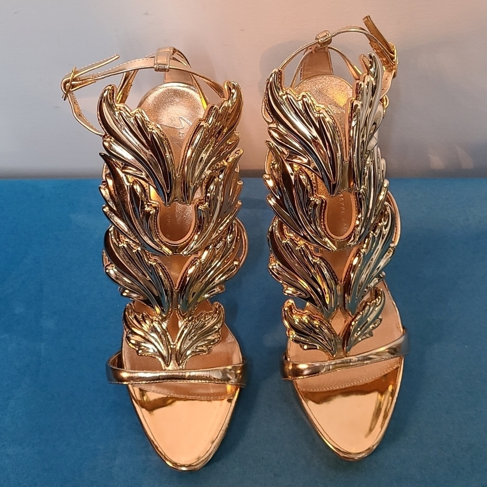 Giuseppe Zanotti Gold Coline Wings Leather Sandal Heels - Picture 11 of 15